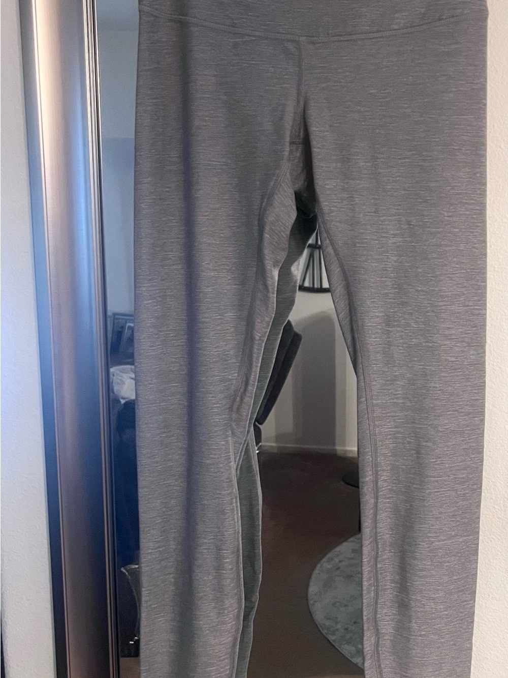 Lululemon Athletica Grey Athletic Workout Leggings Size 6 Women’s